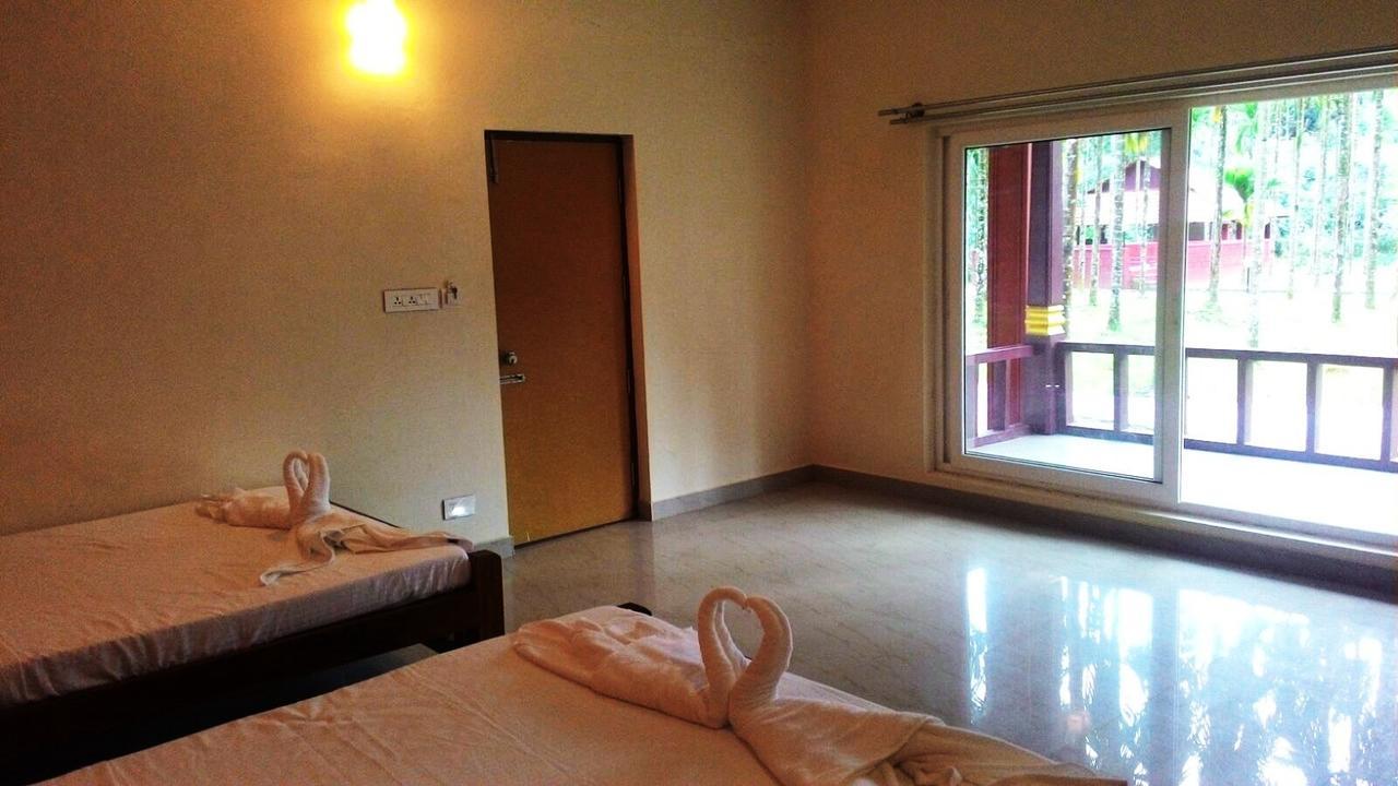 La Flora Prakruth Resort Coorg Madikeri Extérieur photo