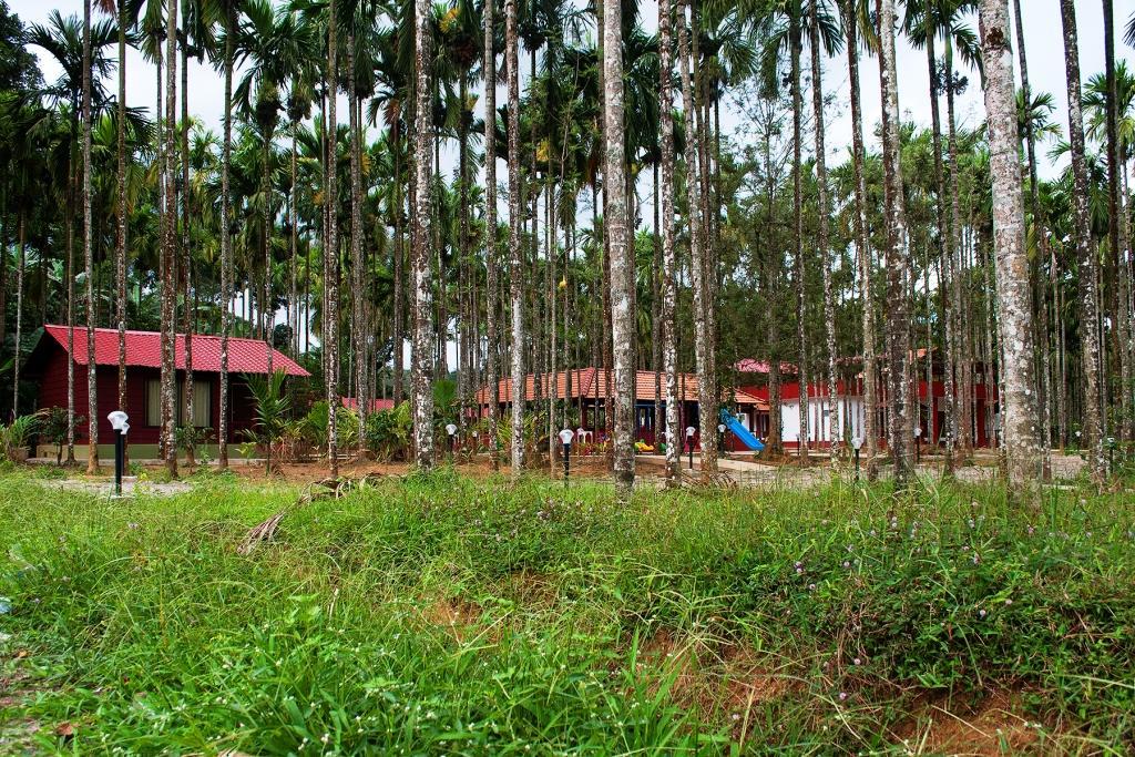 La Flora Prakruth Resort Coorg Madikeri Extérieur photo