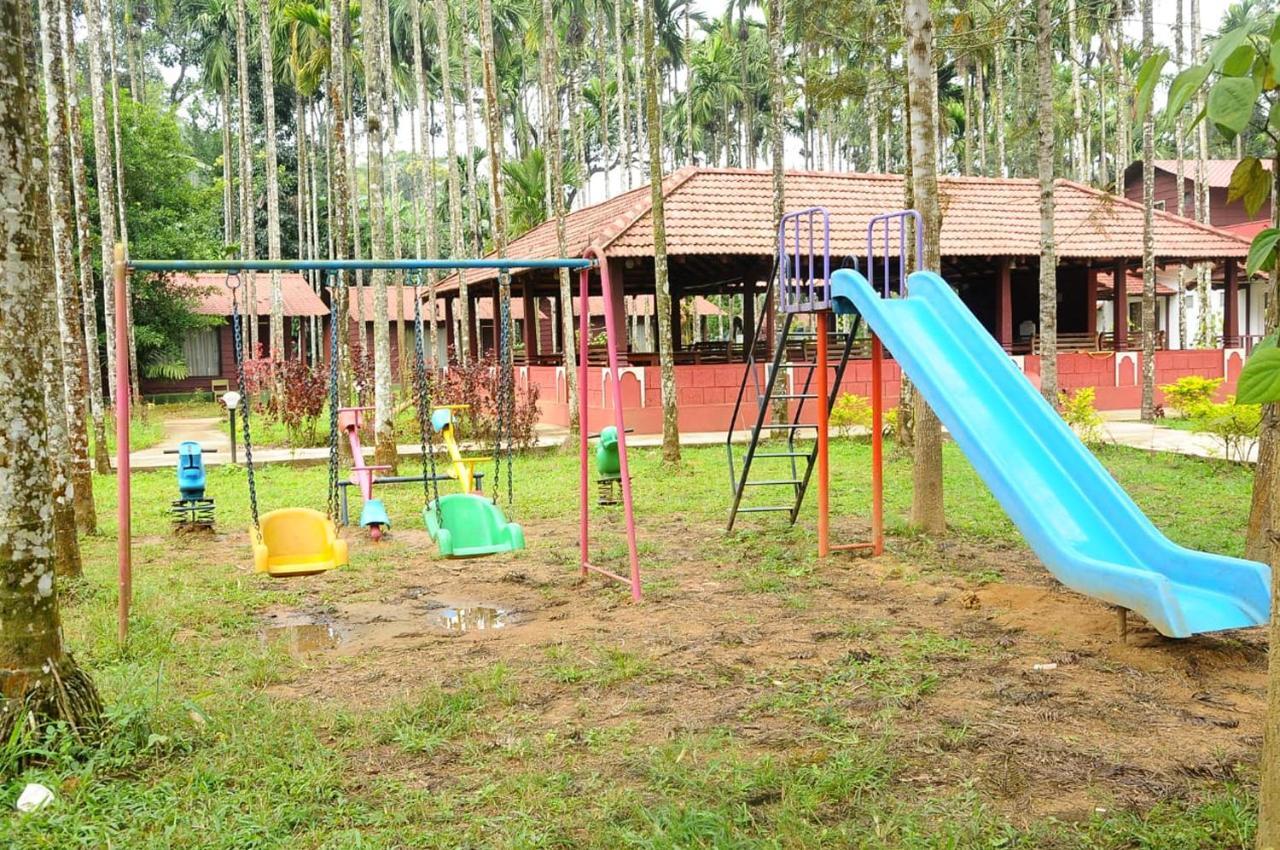 La Flora Prakruth Resort Coorg Madikeri Extérieur photo