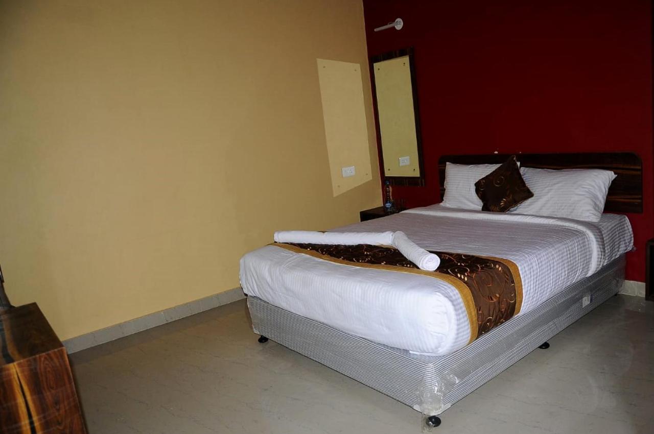 La Flora Prakruth Resort Coorg Madikeri Extérieur photo